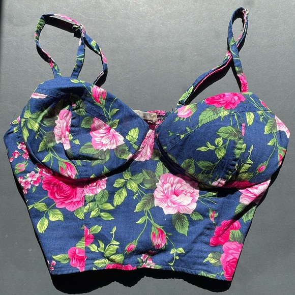 Floral Crop Top - Picture 1 of 3